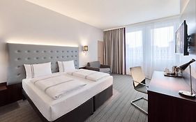 AZIMUT Hotel Munich
